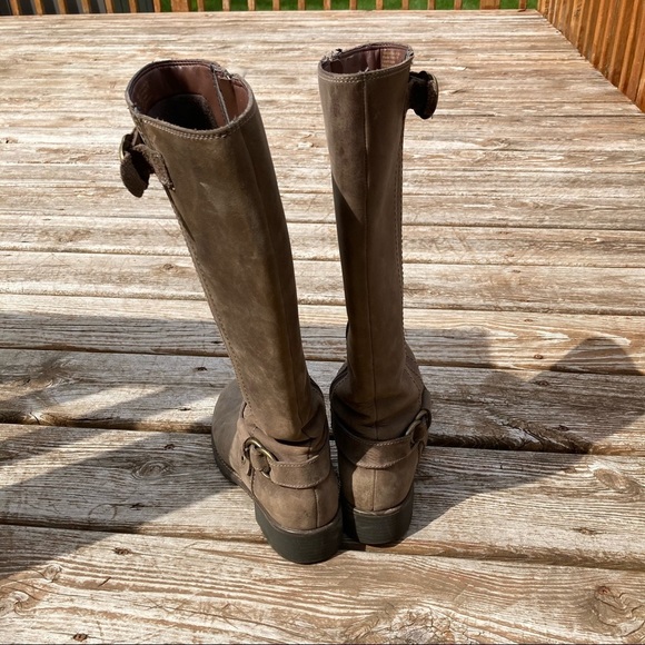 Clarks Orinoco Step Tall Leather Boot - Picture 4 of 8